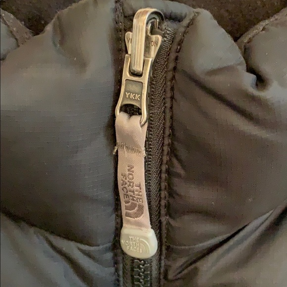 ❌SOLD❌Women’s The North Face jacket - Picture 3 of 5